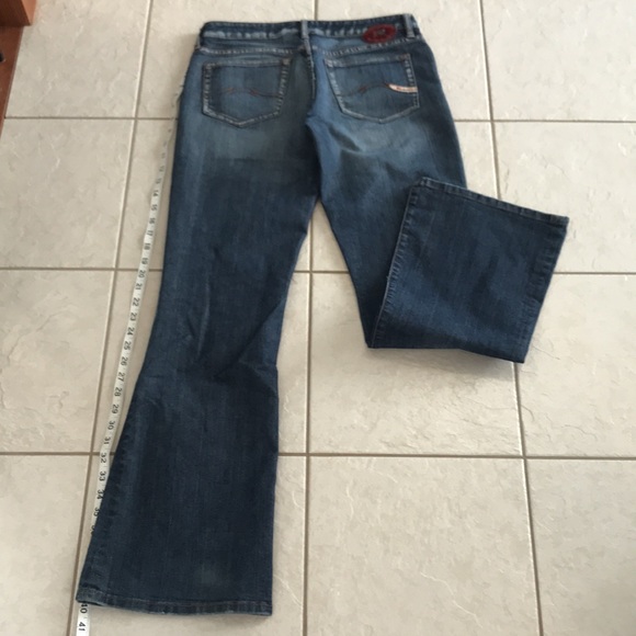 Parasuco Italian denim.blue wash with frosted fades. Beautiful fit and wash. - Picture 12 of 15